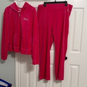 Juicy Couture Fuchsia Velour Set